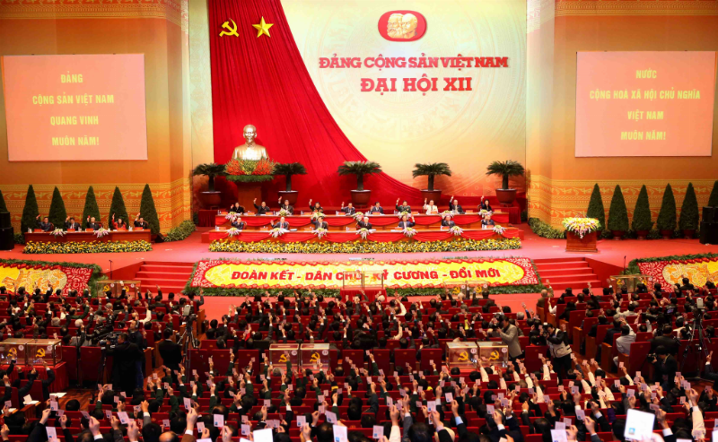 Ứng dụng tư duy biện chứng khách quan để hiểu và bảo vệ hệ thống an ninh công nghệ